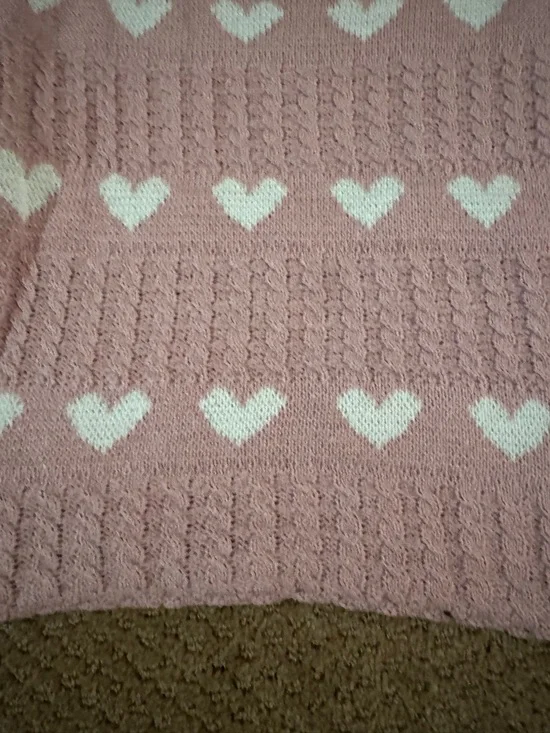 Pink Knit Heart Pattern Shoulder Bag - Picture 2 of 4